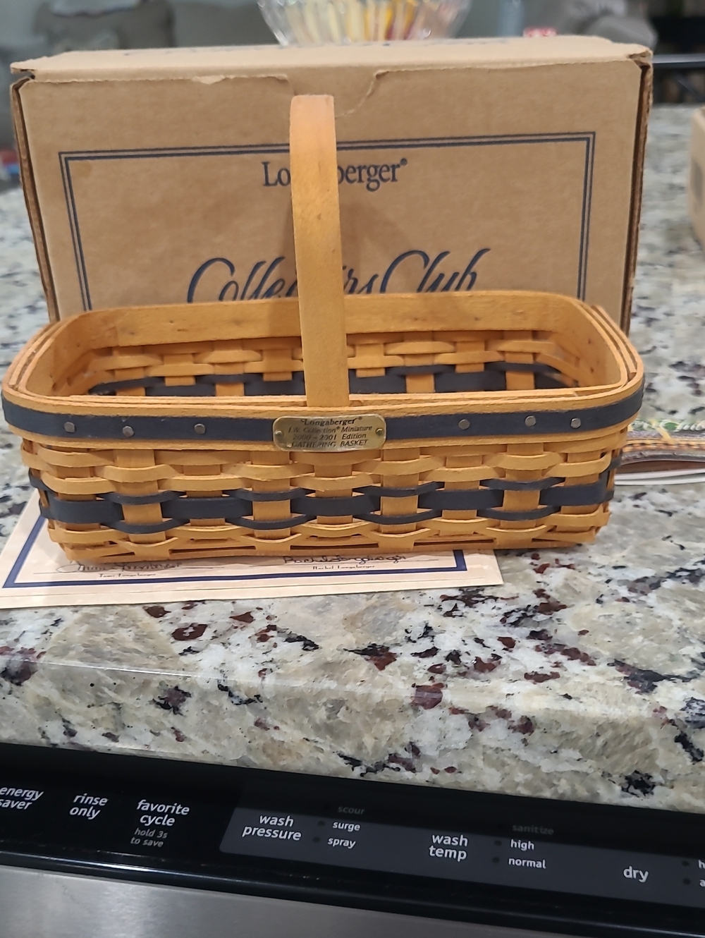 Longaberger J.W. Collection Miniature Gathering Basket 2000- 2001 W/box